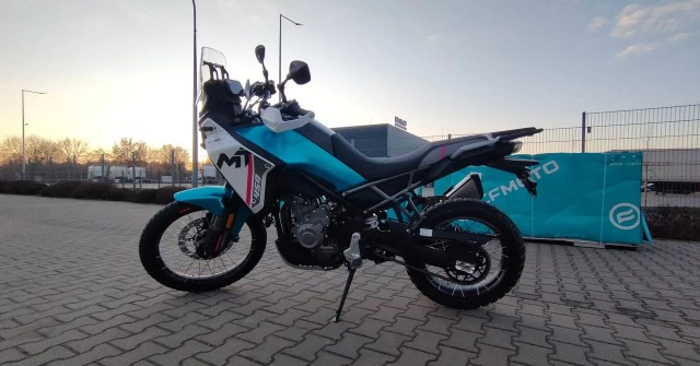 cf-moto