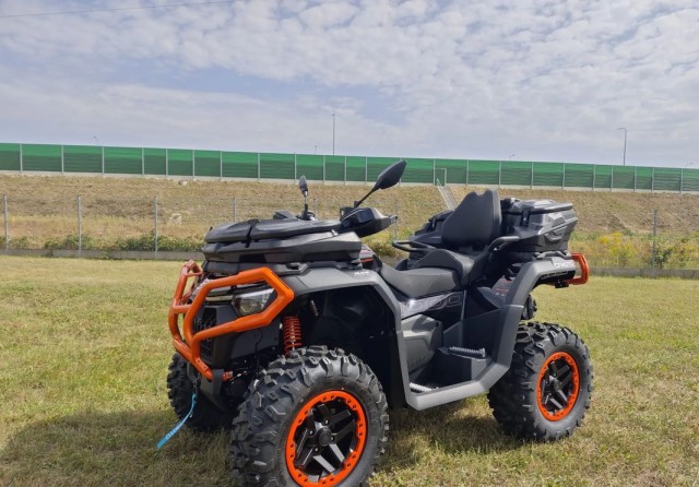 cf-moto