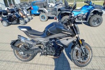CFMoto NK